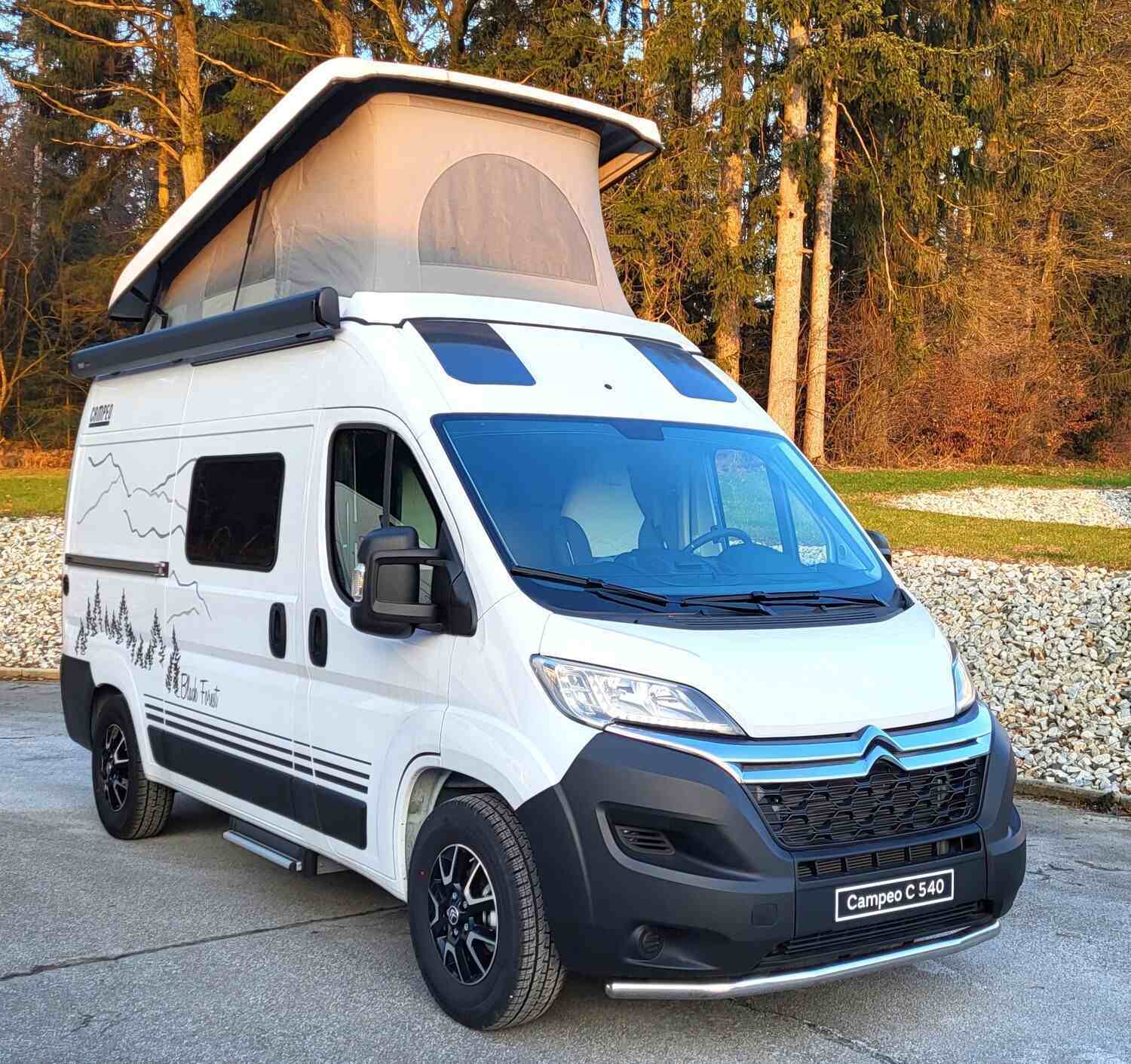 Wohnmobil 🚐 Bürstner Campeo 4x4 C 540 Black Forest kaufen